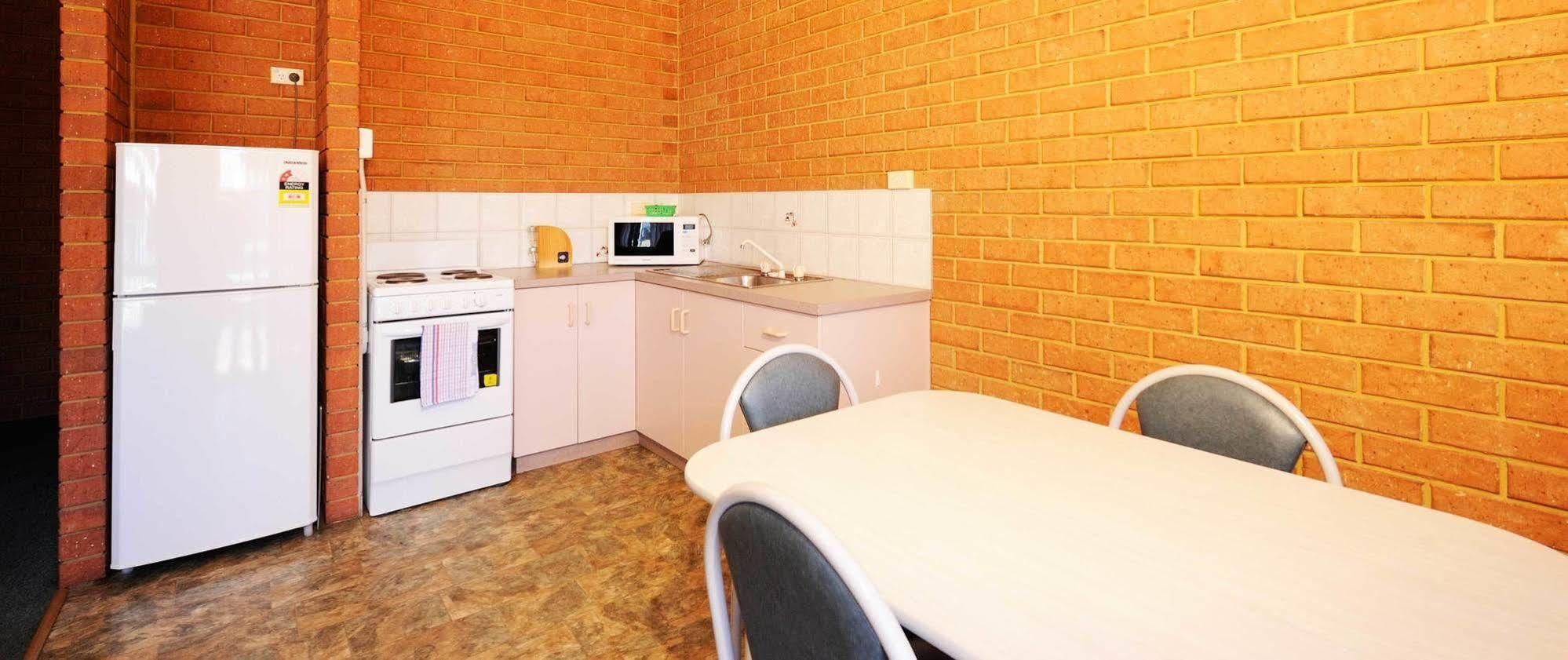 Abrolhos Reef Lodge Geraldton Dış mekan fotoğraf